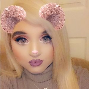 Meet your Posher, Brittni